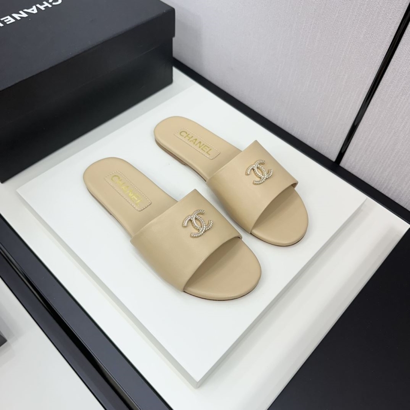 Ch*el slippers